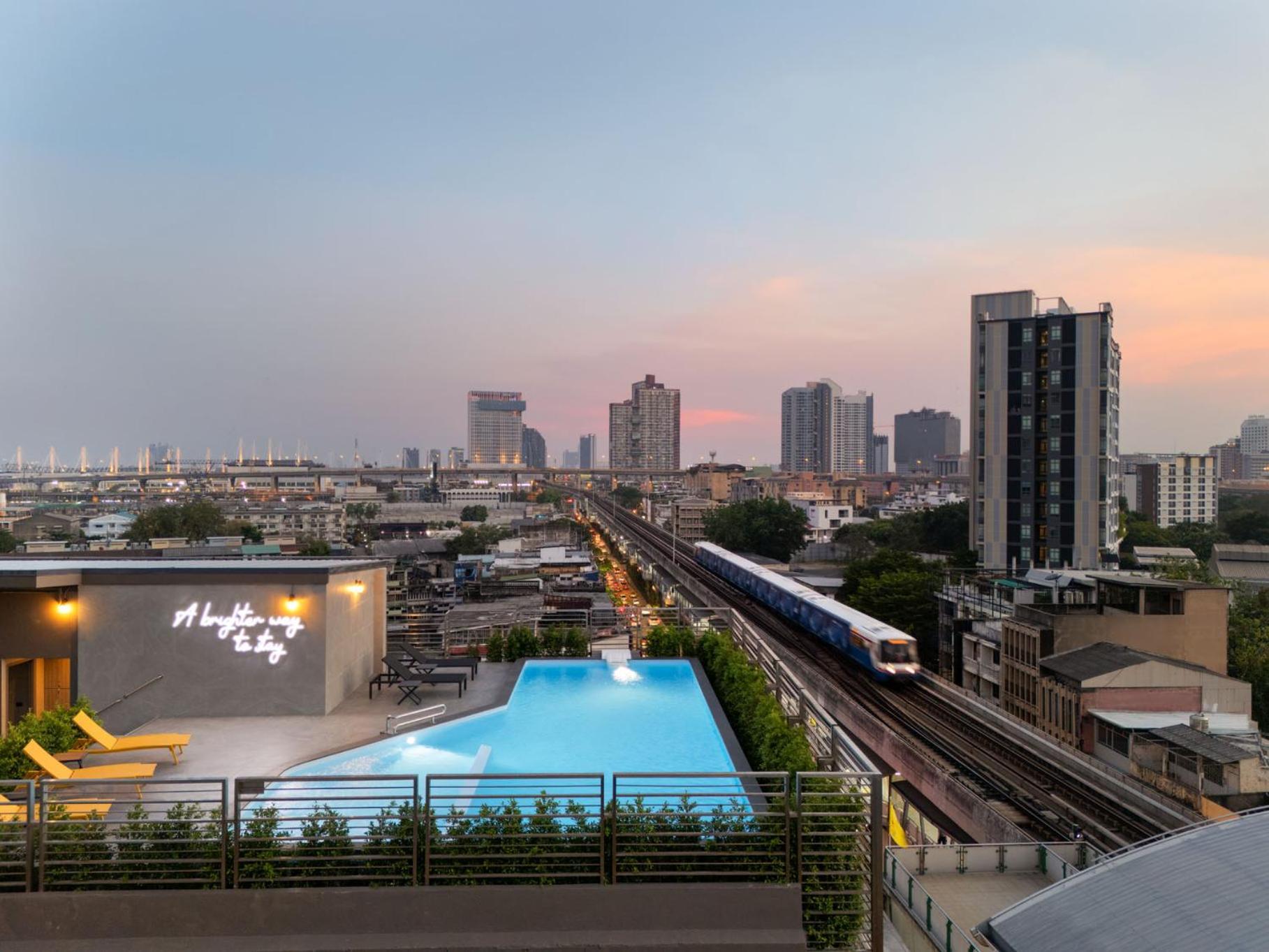 Lumen Bangkok Udomsuk Station酒店 外观 照片