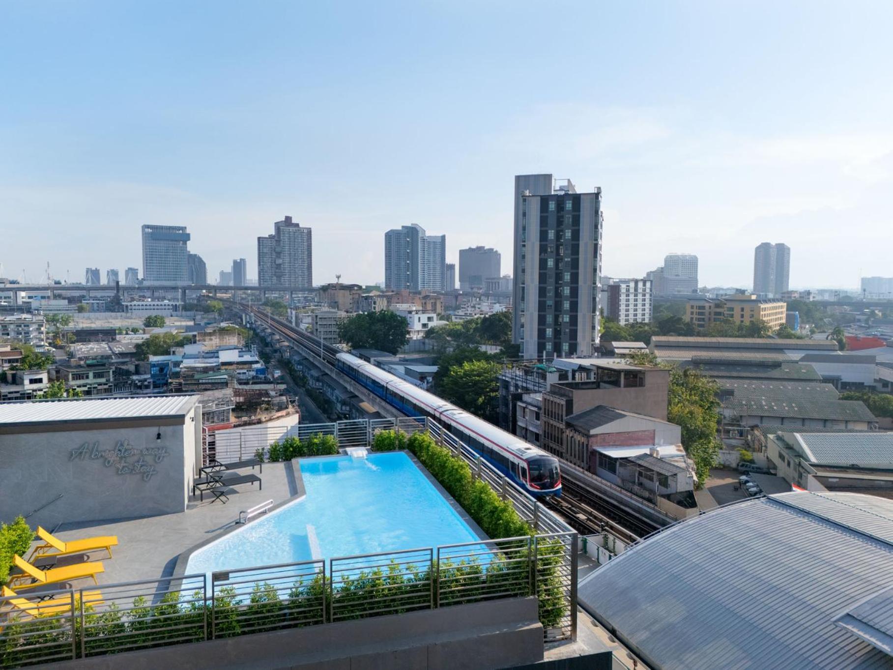 Lumen Bangkok Udomsuk Station酒店 外观 照片